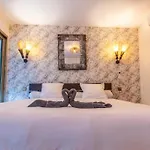 Appartement En Bord De Mer Avec Piscine - Cannes