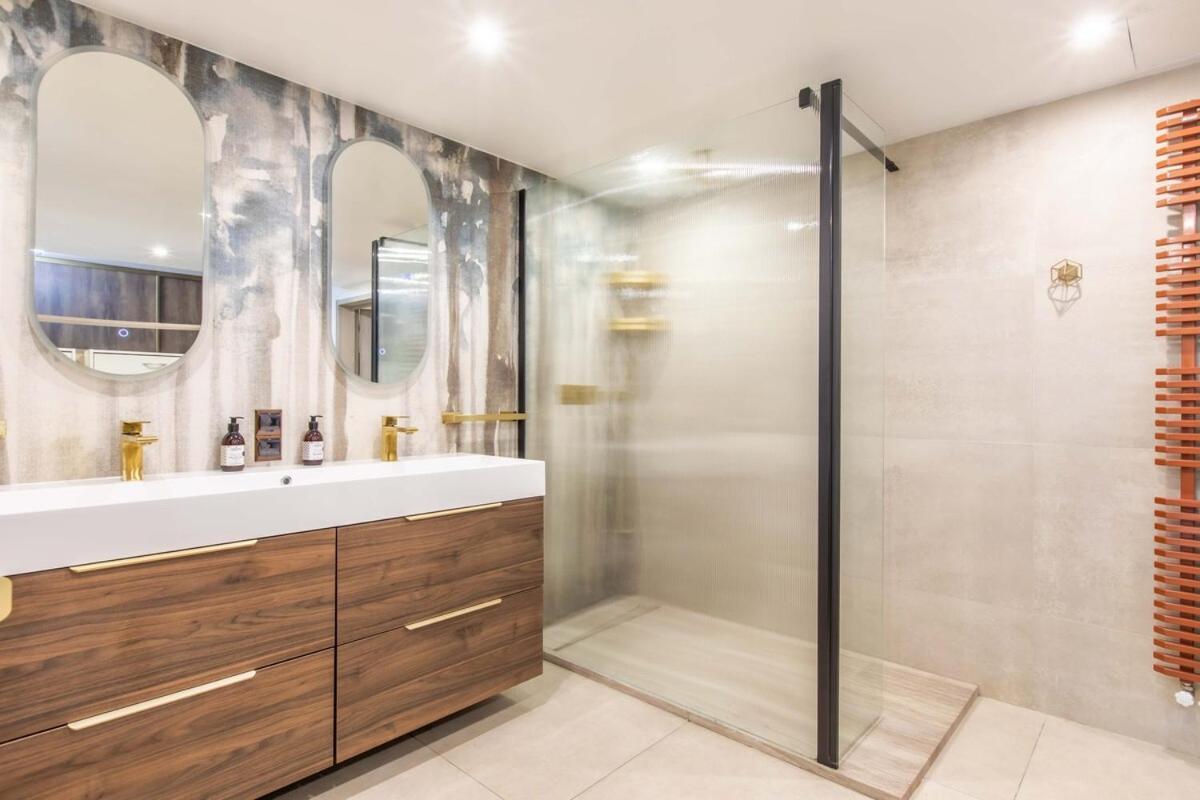 En Bord De Avec Piscine - Appartement