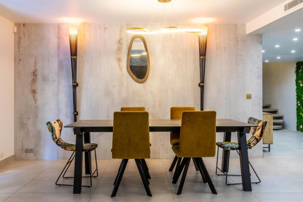 En Bord De Avec Piscine - Appartement Cannes